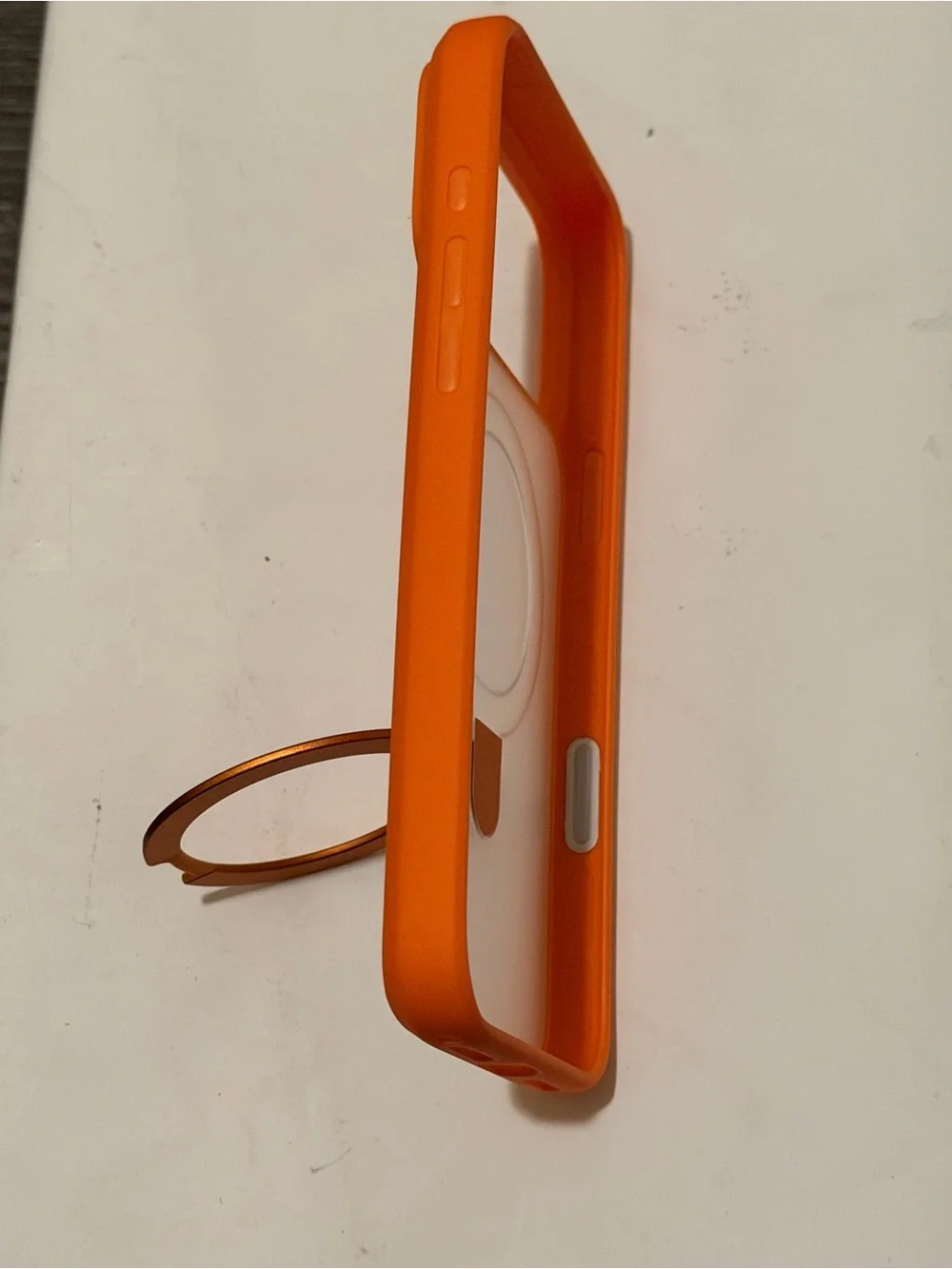 Torras Ostand Magnetic for iPhone 17 Pro Max